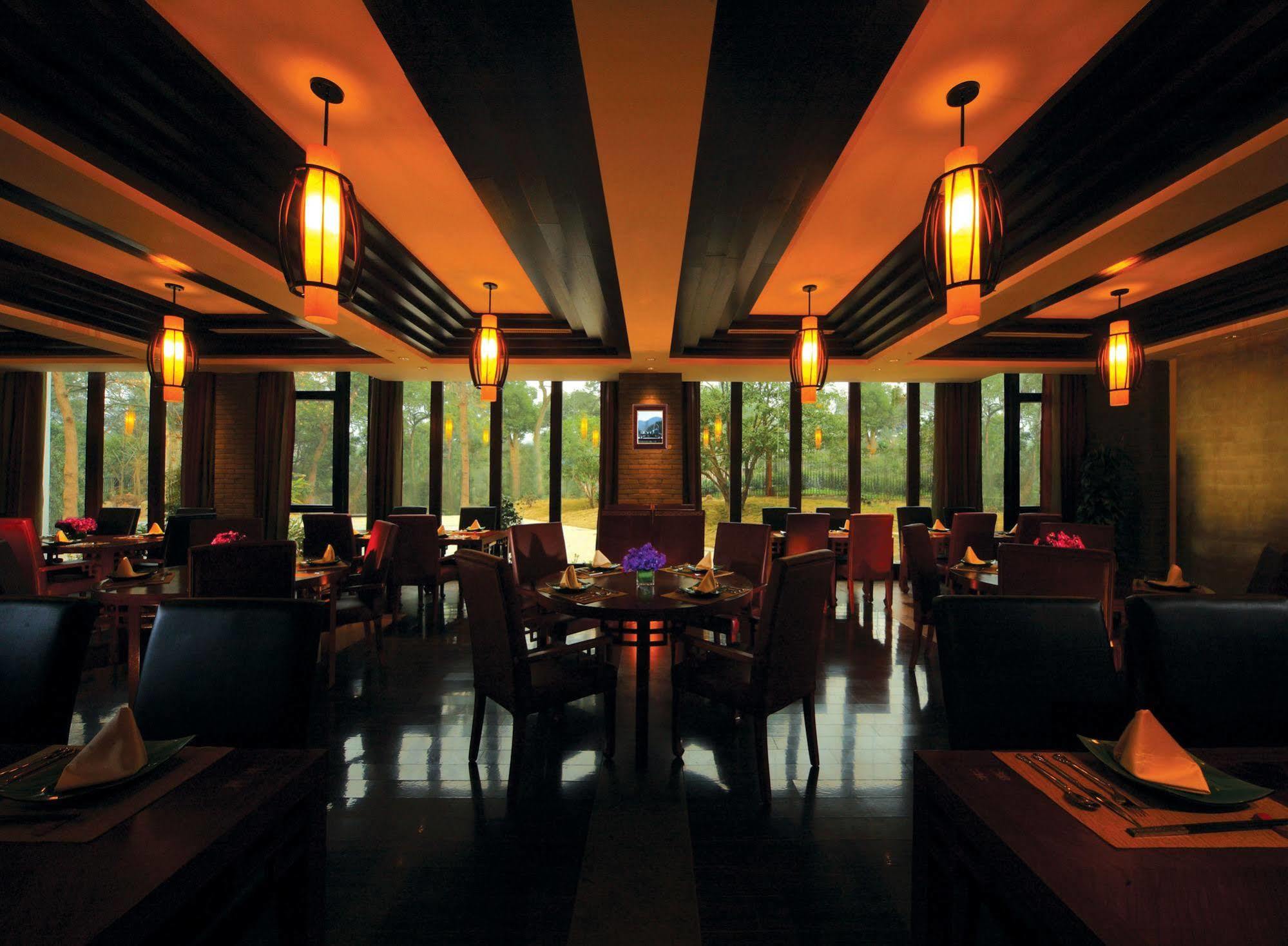 Landison Longjing Resort Hangzhou Restaurant photo